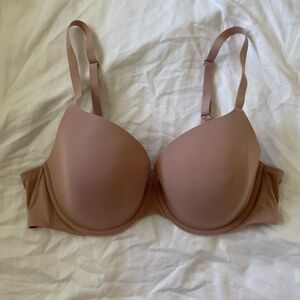 Gap Body T-Shirt Bra 36C NWOT